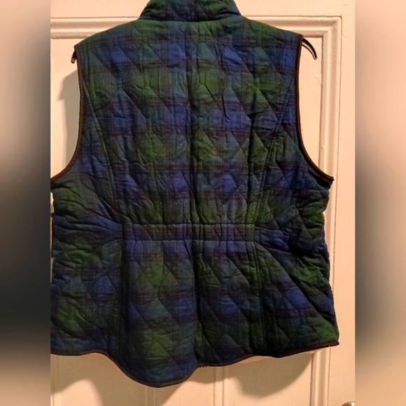 Reversible Quilted Vest - Picture 2 of 6